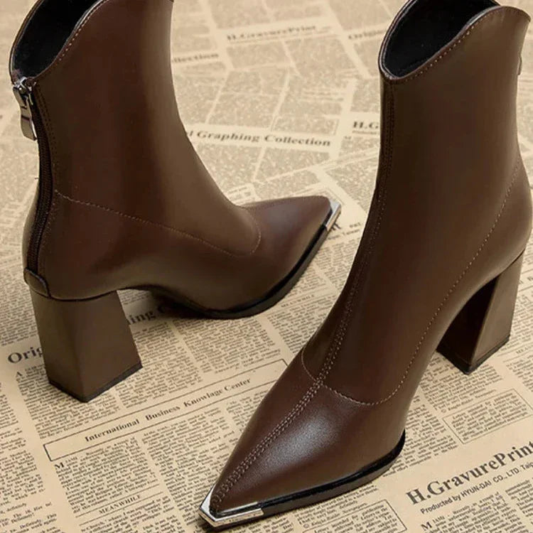 Grace/ Polished Chelsea Boot